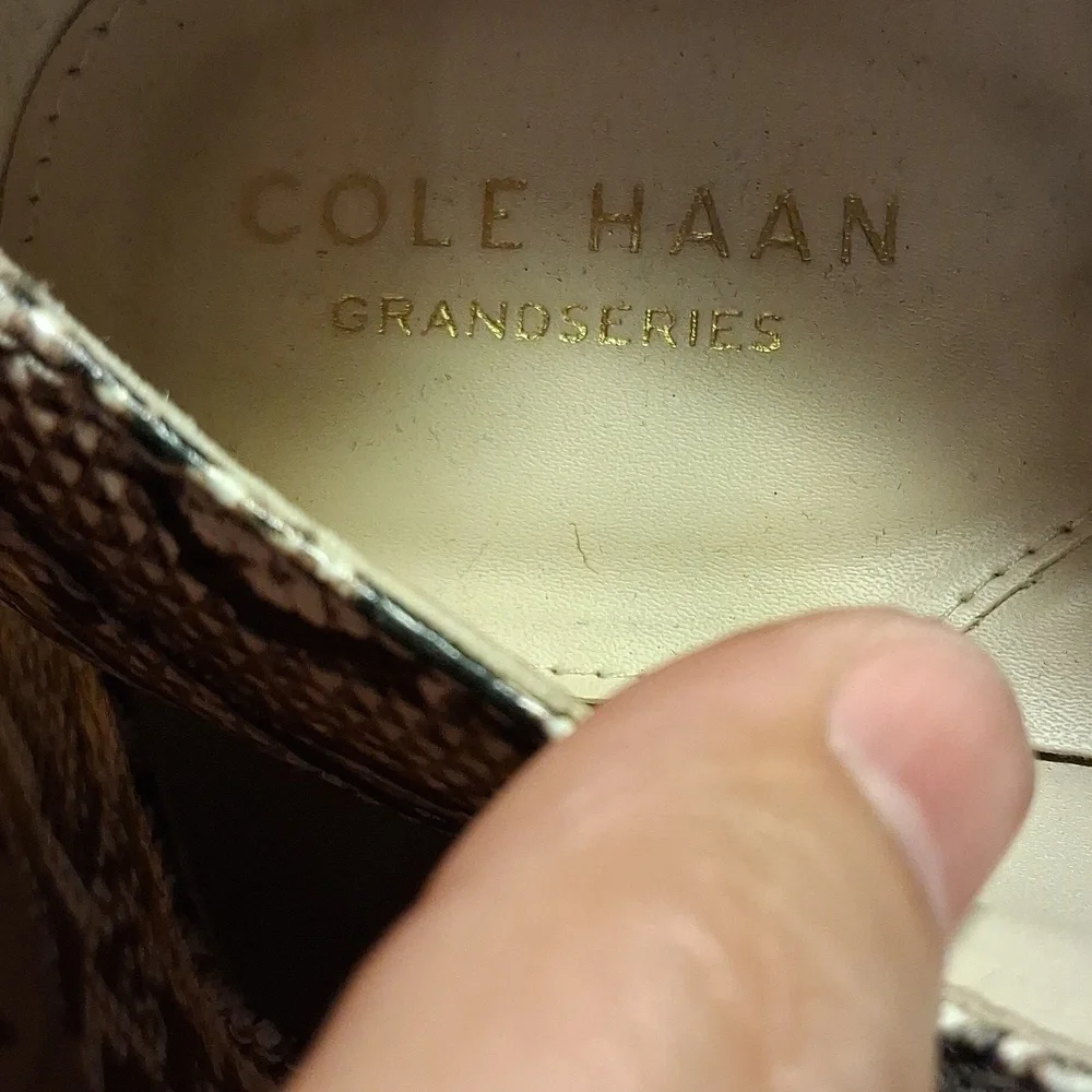 Cole Haan Women's Black and Cream Snake Print Oxfords Size 8